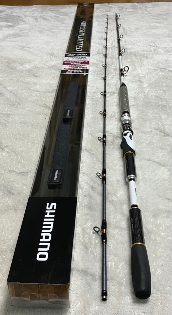 ミヨシリミテッド30-300★5:5ムーチング★カーボン+UDグラス★定価8万円