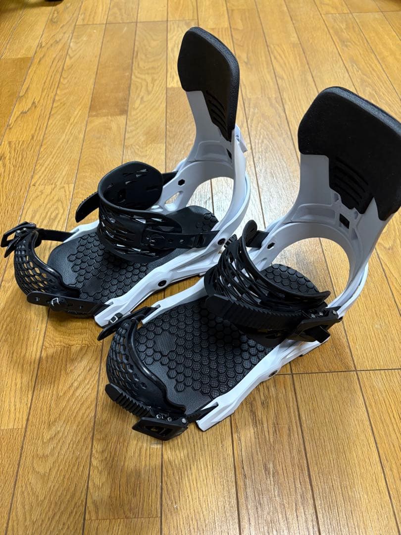 YES スノーボードビンディング SELECT Mサイズ