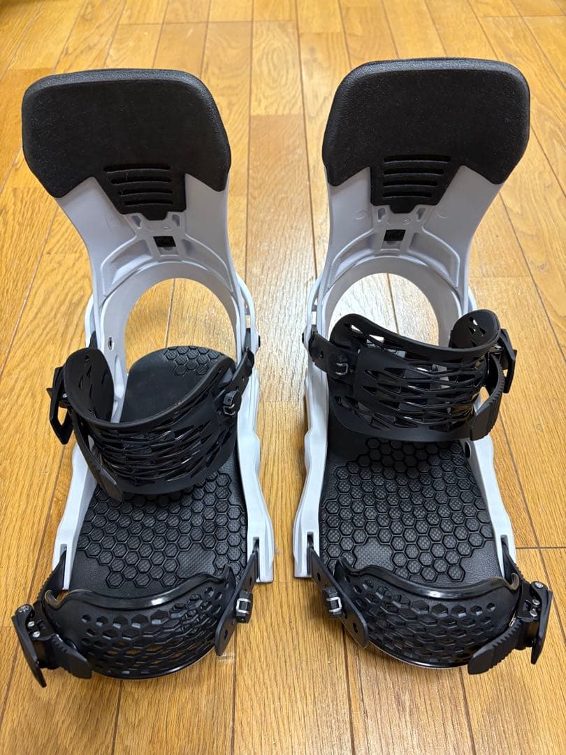 YES スノーボードビンディング SELECT Mサイズ