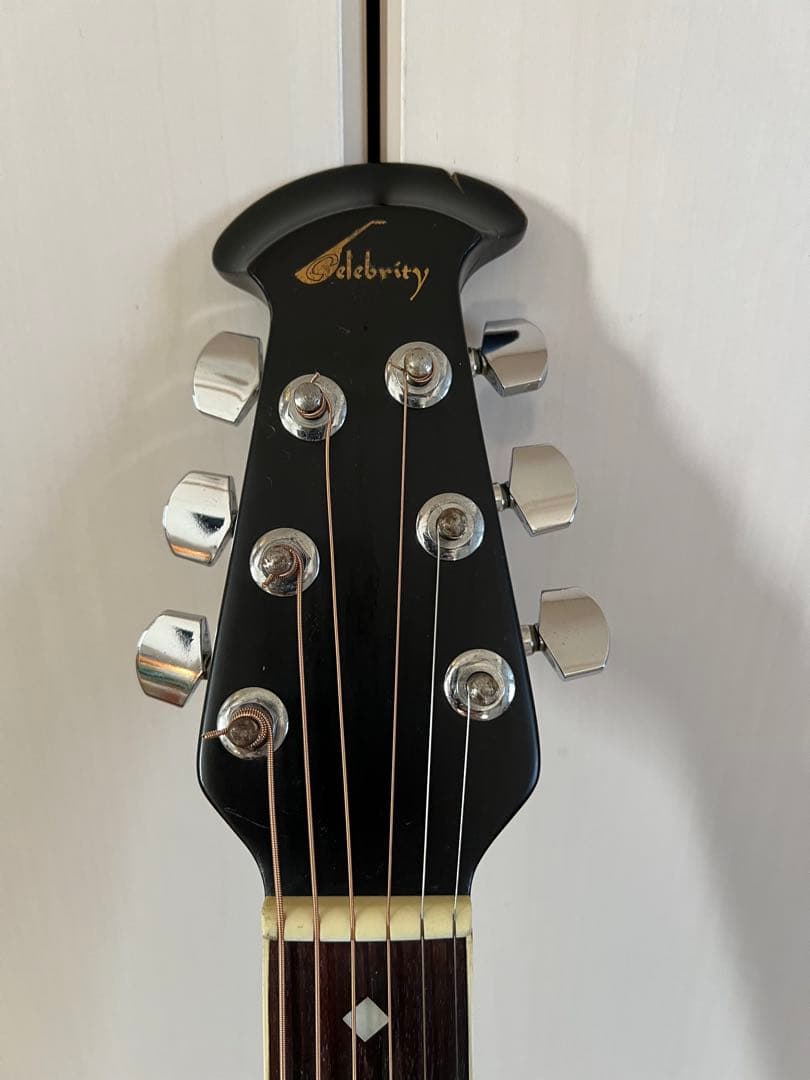 Celebrity by Ovation CC57 エレアコハードケース付き美品