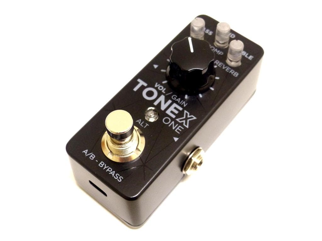 2103ほぼ未使用 IK Multimedia TONEX ONE エフェクター