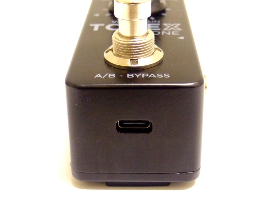 2103ほぼ未使用 IK Multimedia TONEX ONE エフェクター