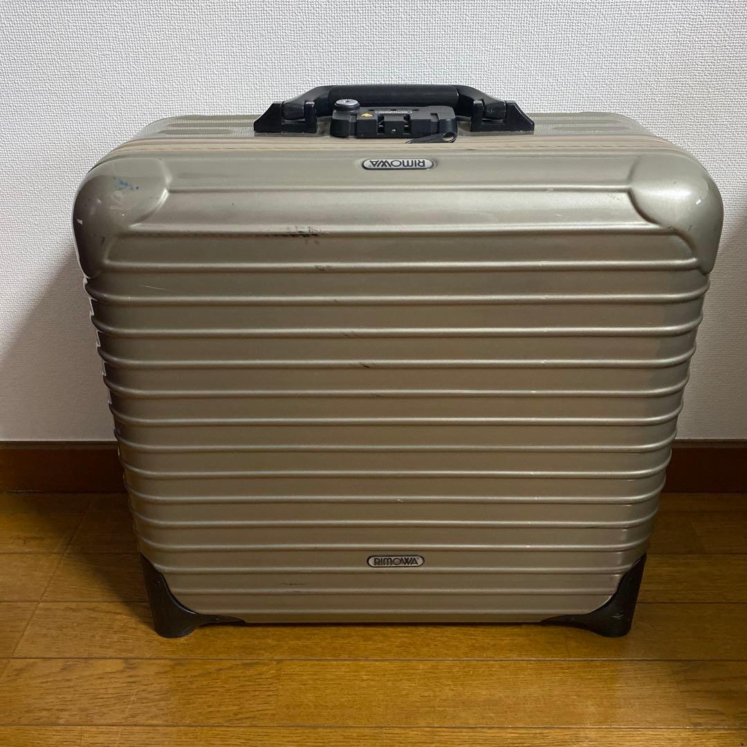A*e様 RIMOWA/リモワ製の2輪サルサ ビジネストロリー ゴールド 25L