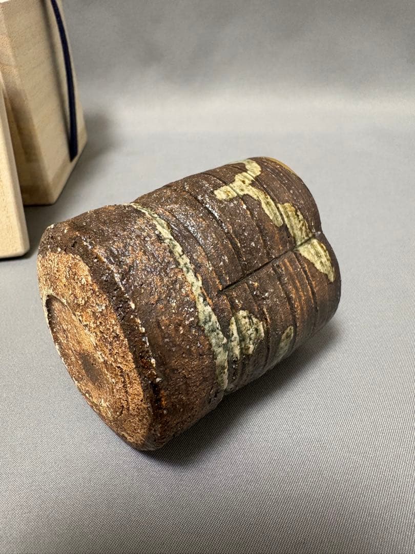 須賀保中　織部盃　椿手盃　2点