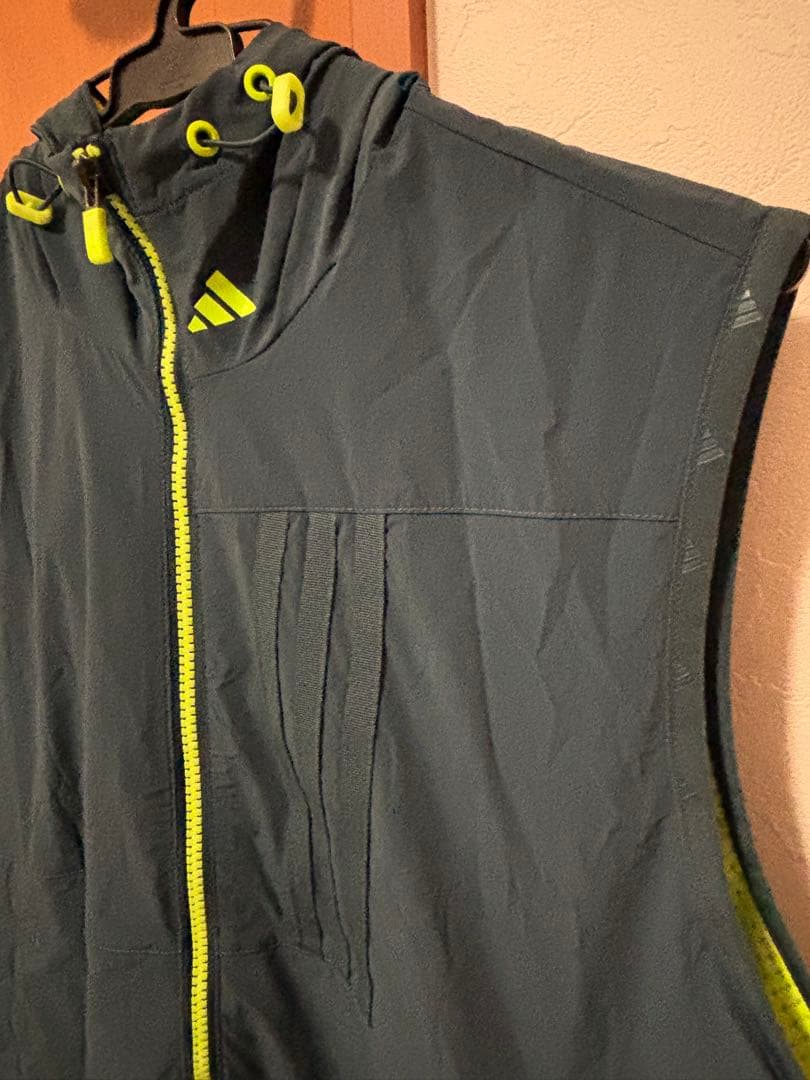 adidas フード付きベスト Lサイズ ネイビー