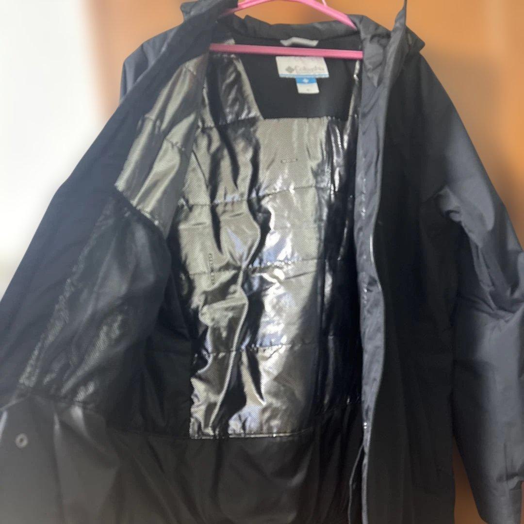 Columbia ブラックジャケット フード付き