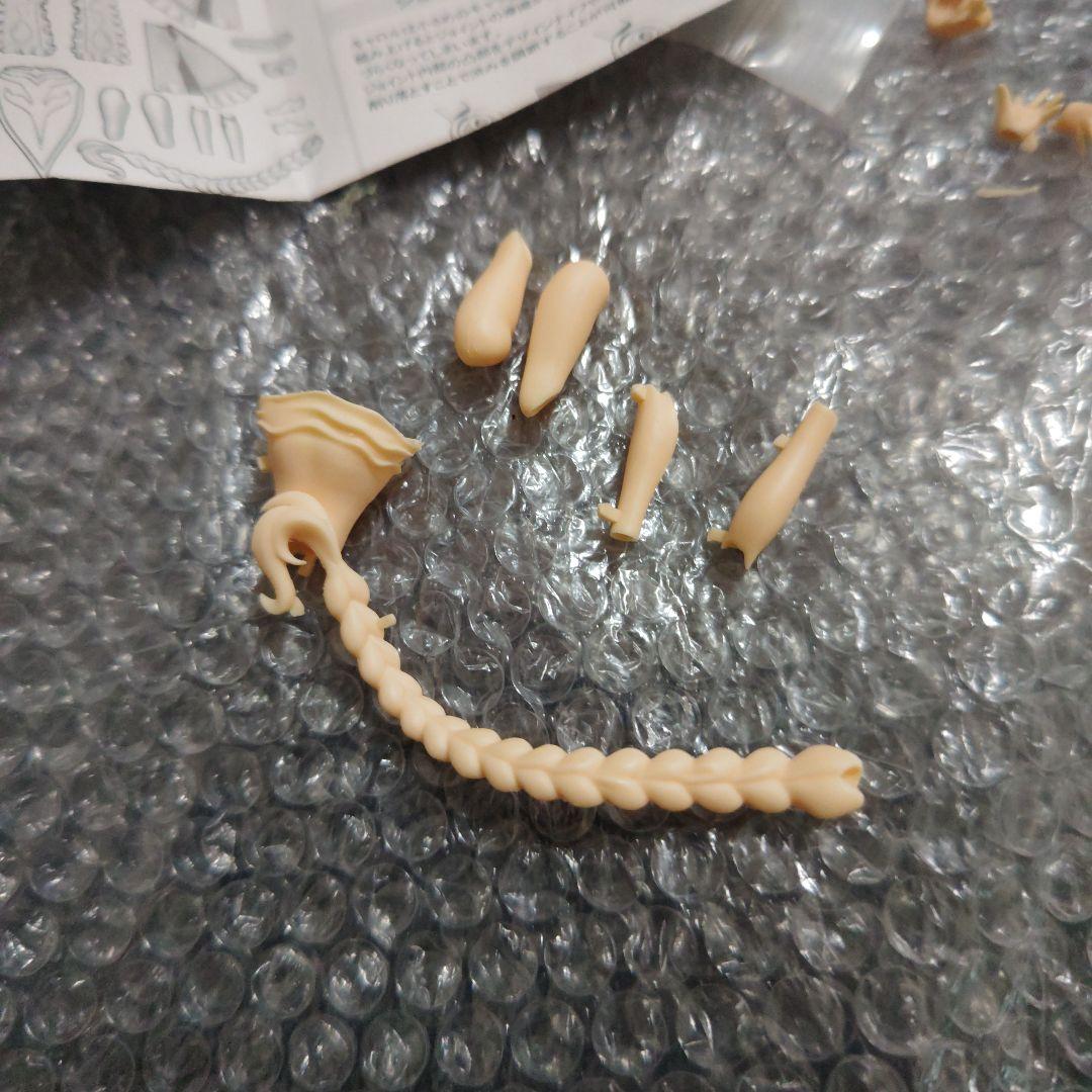 キャロル・マールス・ディーンハイム　シンフォギア　ガレージキット　未組立