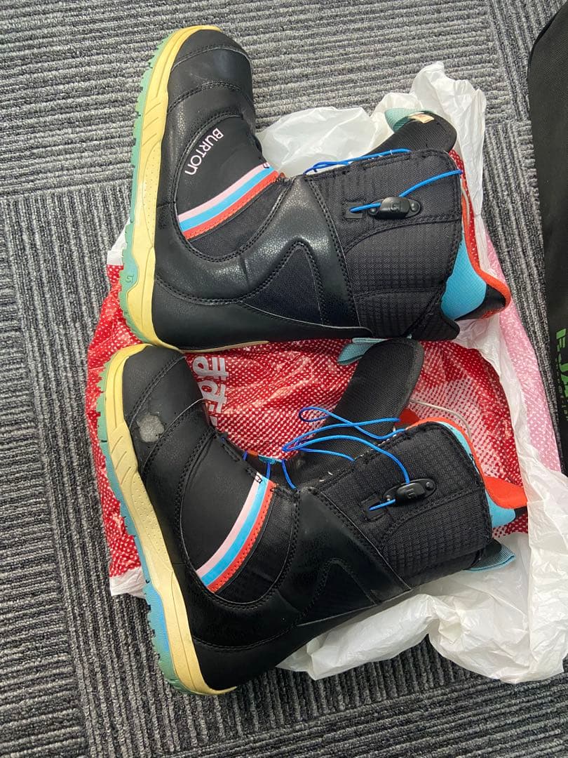 ＋ BURTON スノーボードブーツ 24cm