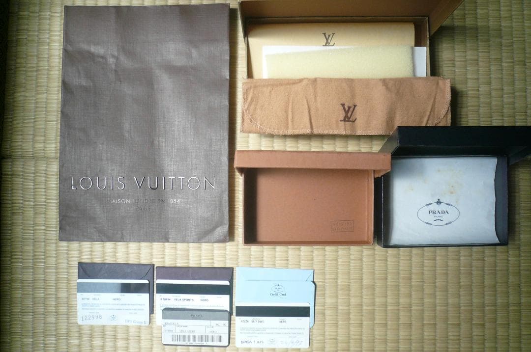 【ルイヴィトン＆PRADA】 空箱 収納袋 ショップ袋 手さげ袋 カード3枚