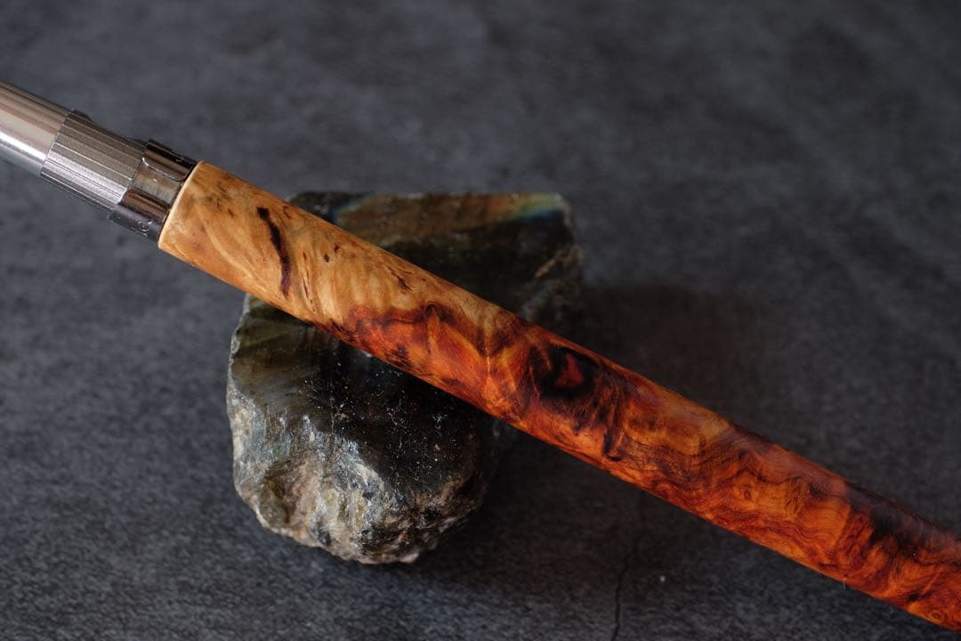 PG5木軸カスタム0168　高村杢工房 製図用シャープペンシル　花梨瘤極上の紅白