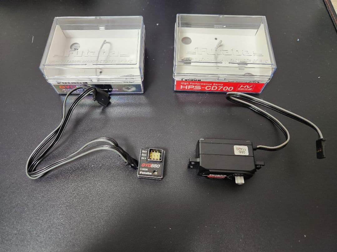 FUTABA CD-700 GYD550 サーボ＆ジャイロセット