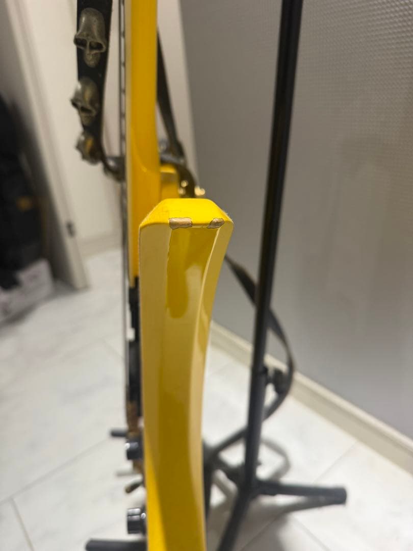 hide MG-145S Bunny エレキギター イエローハート