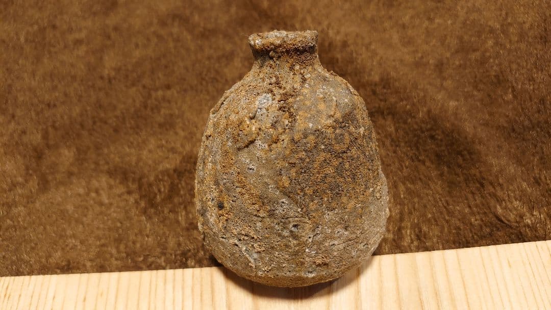 古越前　越前焼　灰釉　窯焼　登窯　花入　徳利　１客