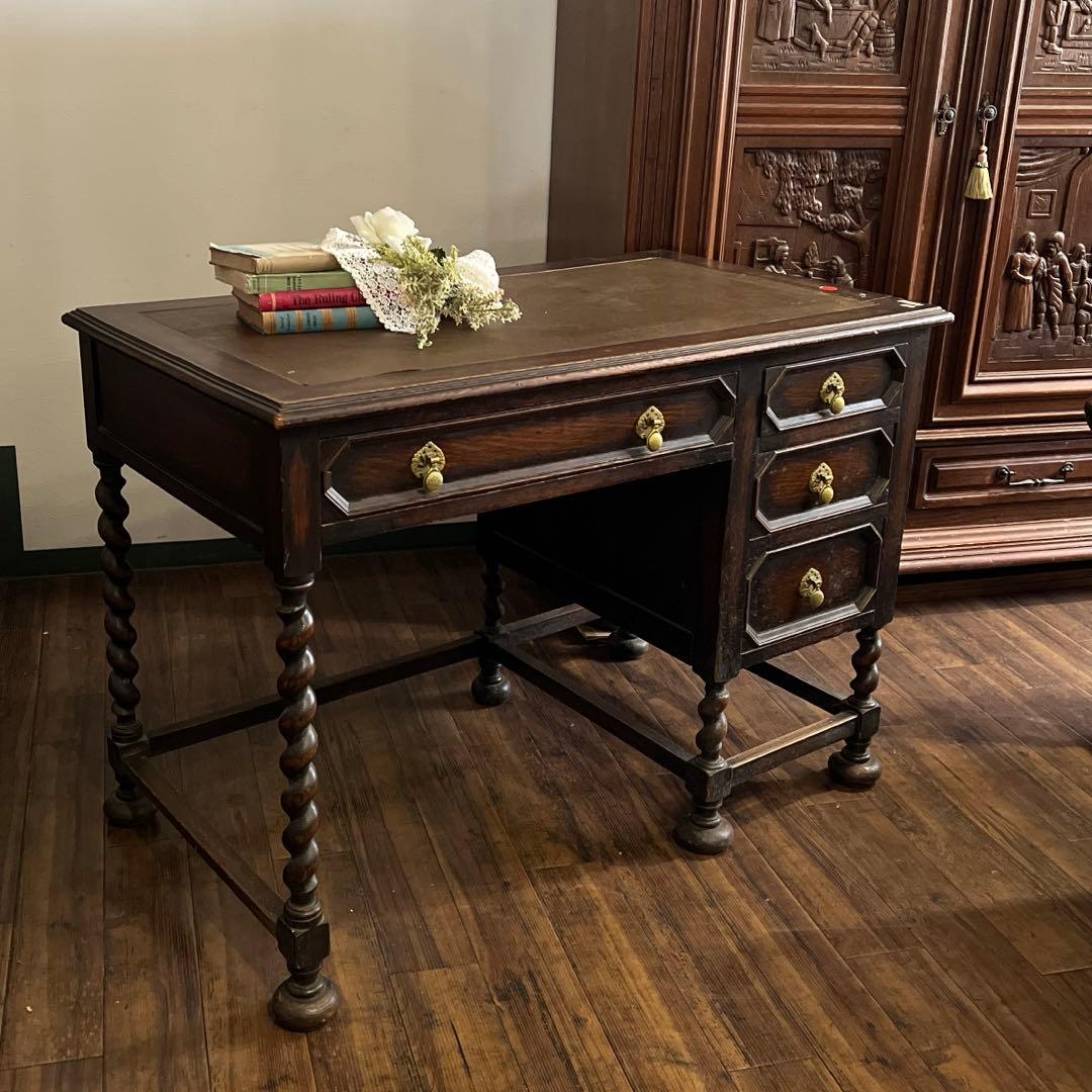 k232r124 イギリス アンティークデスク 革張り ツイストレッグ オーク材