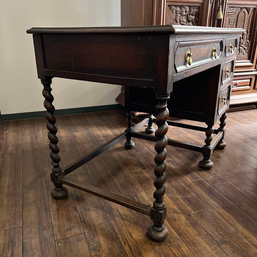 k232r124 イギリス アンティークデスク 革張り ツイストレッグ オーク材