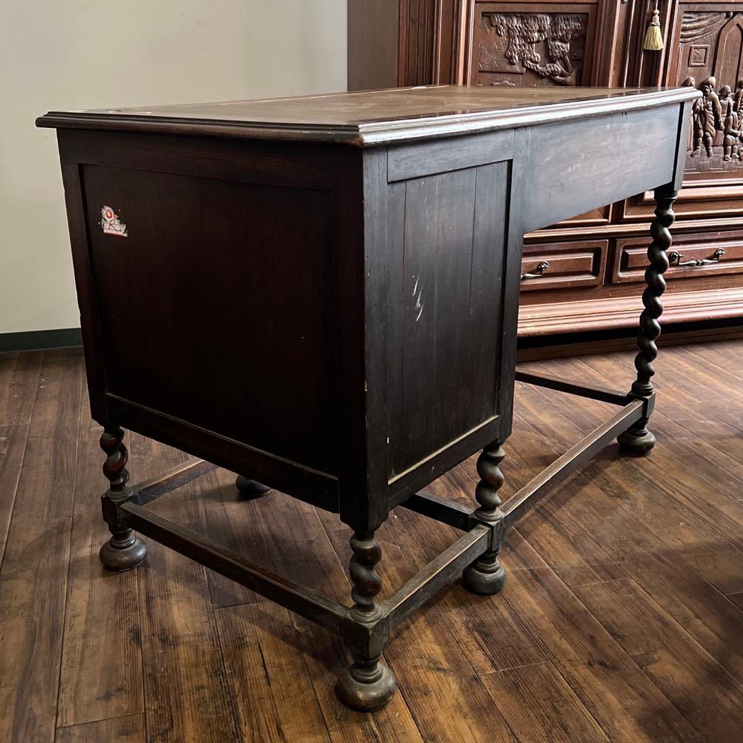 k232r124 イギリス アンティークデスク 革張り ツイストレッグ オーク材