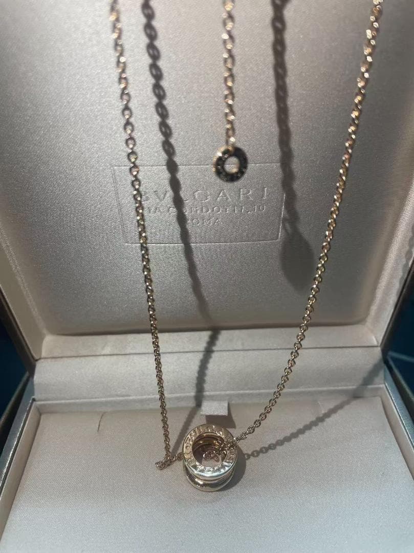 なゴールドペンダントネックレス｜専用オリジナル箱付きiq