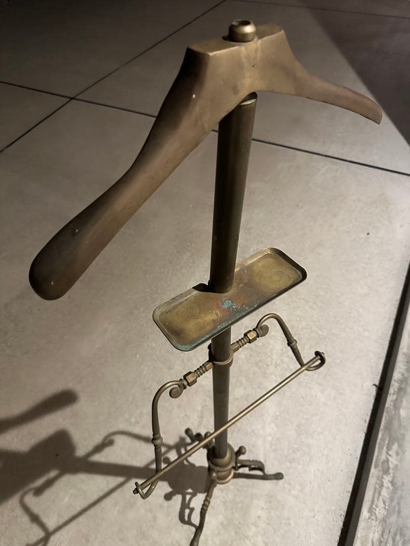 ビンテージ　スーツスタンド　スーツハンガーラック