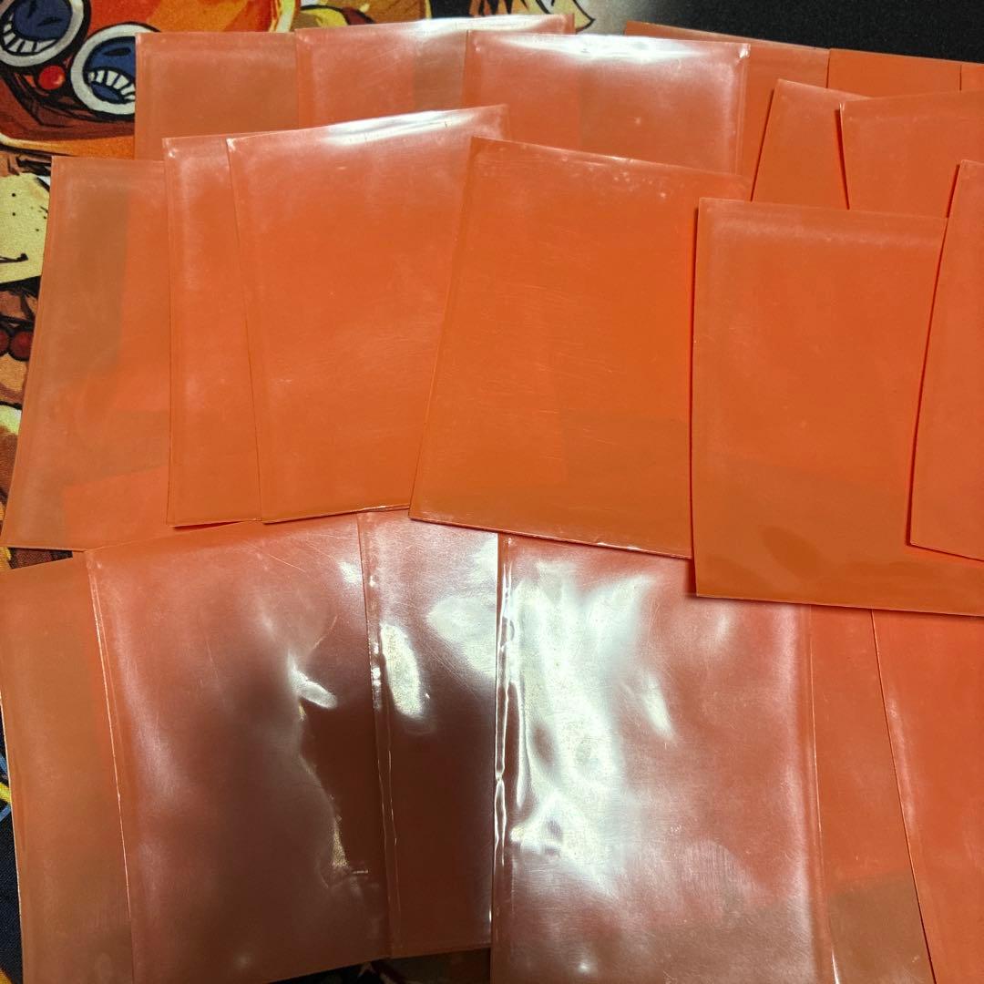 追跡あり　自由の女神　スリーブ　40枚　KMC スーパープリズム　オレンジ