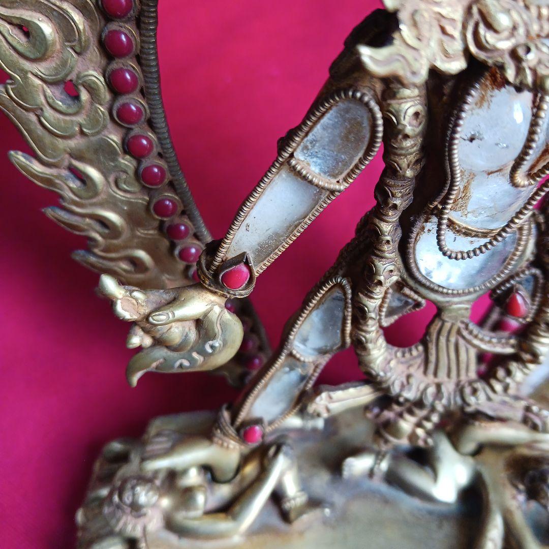 ネパール　パタン産　手彫りの上質なチベット仏教のヴァジュラヨーギニ　銅製　水晶