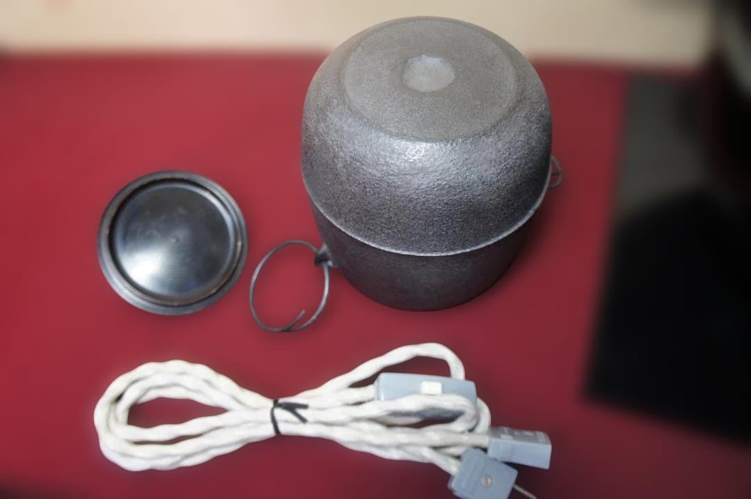 ☆ 野々田 真塗(紅鉢型) 炭型電熱器 在銘 棗釜 釜鐶送料込み