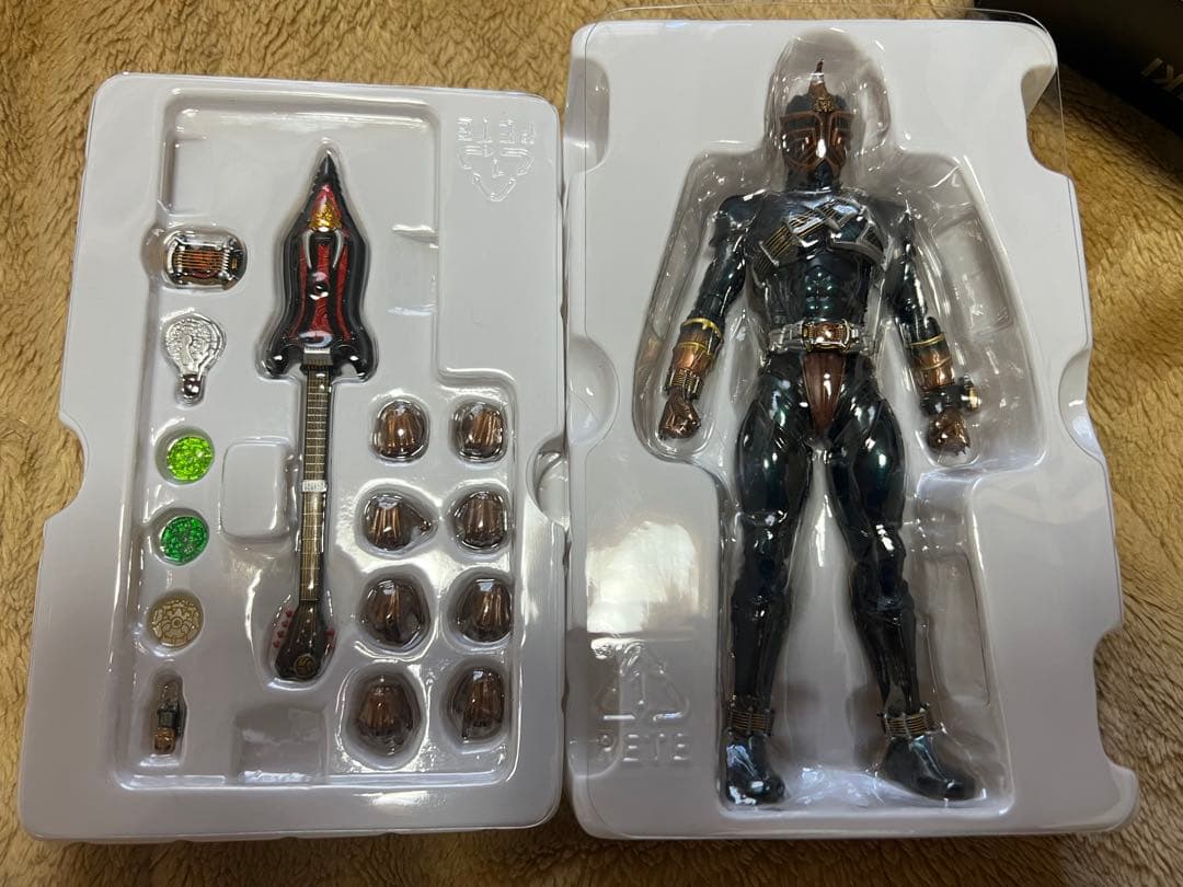 真骨彫製法 仮面ライダー 威吹鬼 斬鬼 轟鬼 フィギュアーツ