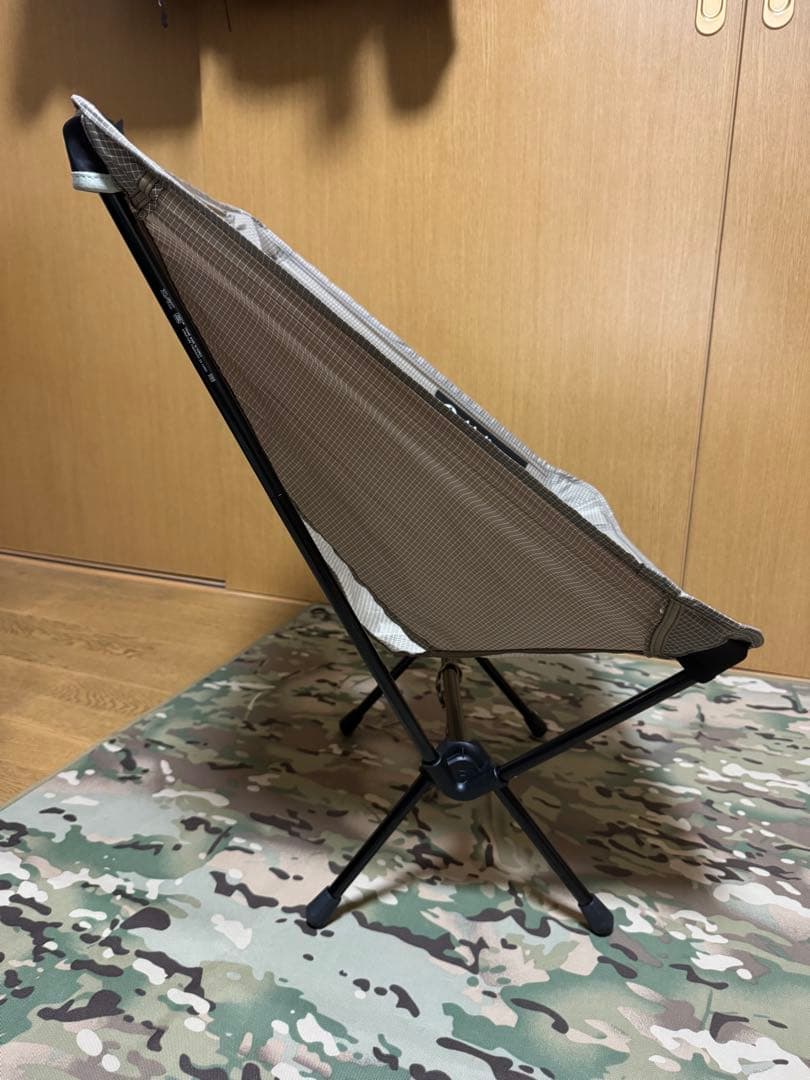 ヘリノックス　チェアゼロ　サンドカラー