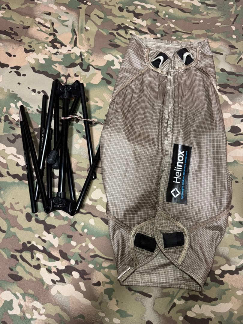 ヘリノックス　チェアゼロ　サンドカラー