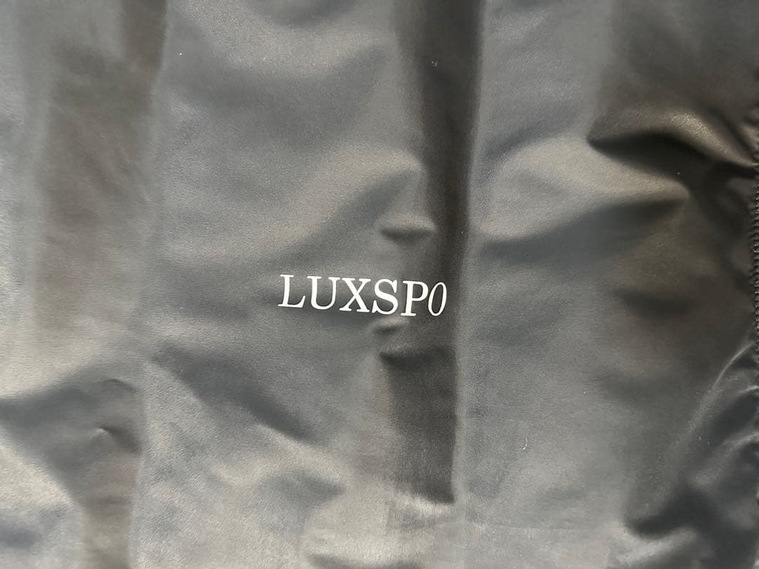 LUXEAKMPLUS フード付きダウンジャケット