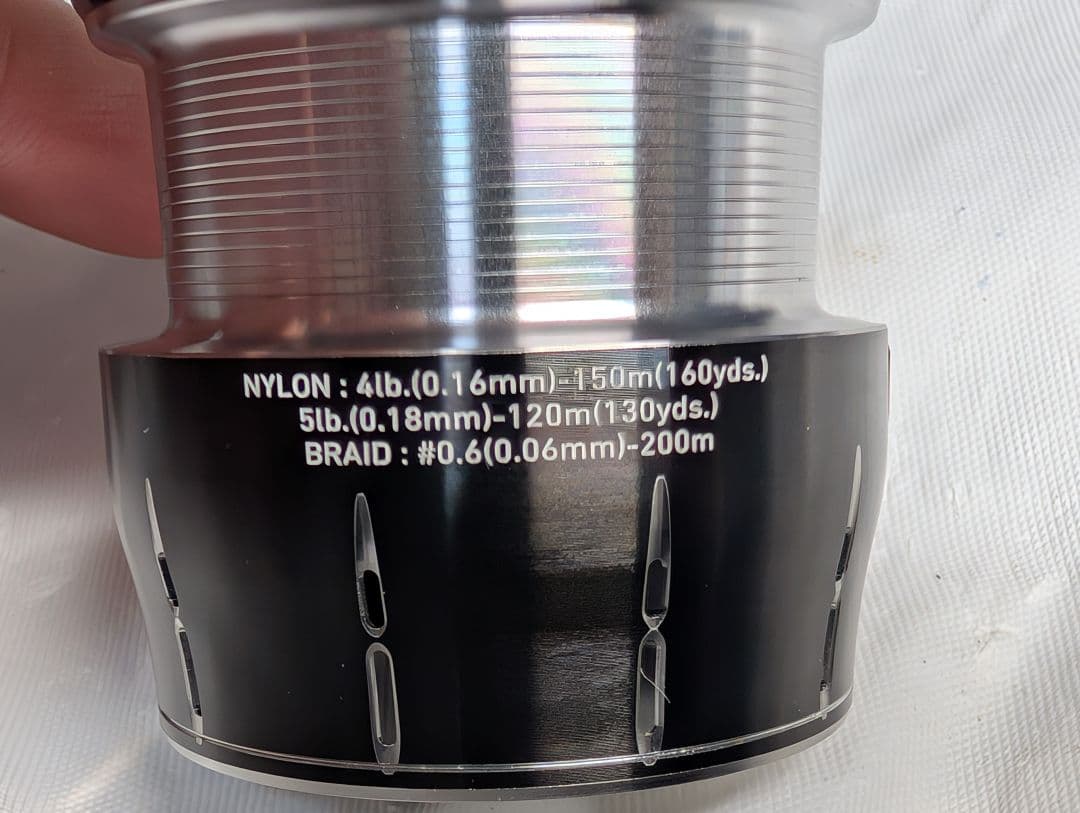 ダイワ　24ルビアス LT2500S-DH 管550FF　スプール