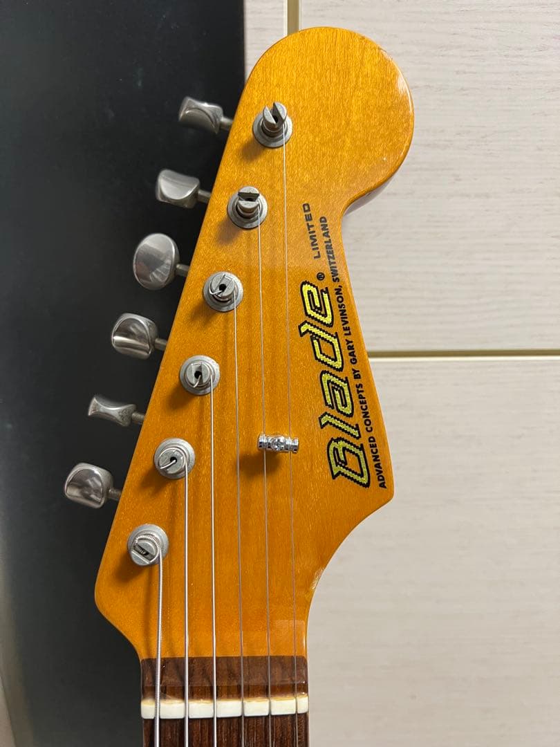 即発送 Blade Levinson ストラトタイプ pewterカラー