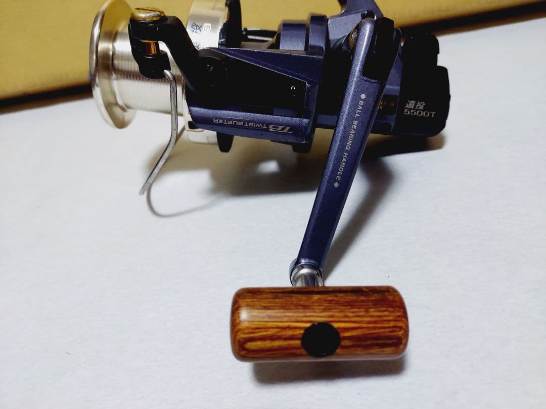 ダイワ トーナメントS 5500T遠投 Daiwaスピニングリール