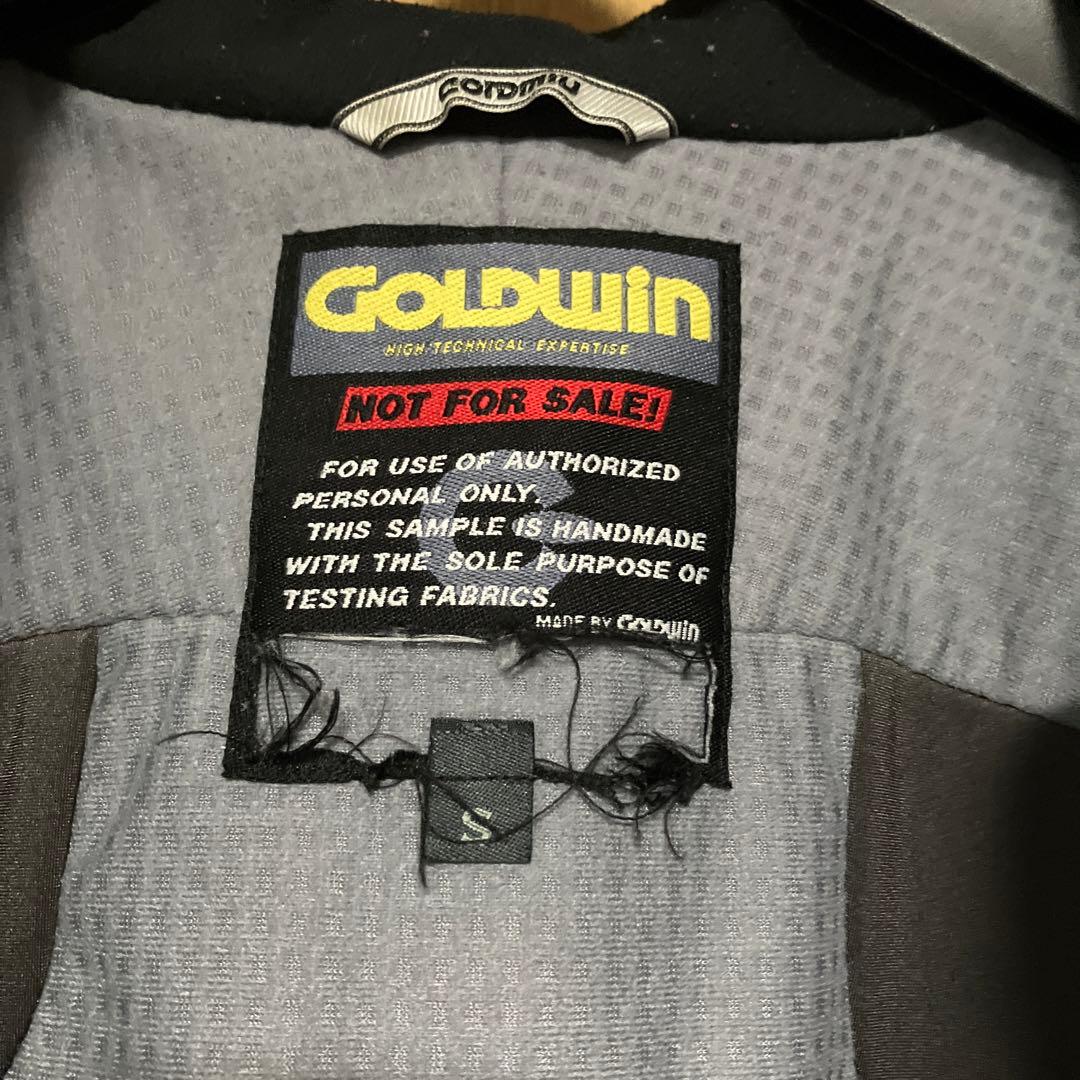 ゴールドウィンウェヤー上下Sサイズ