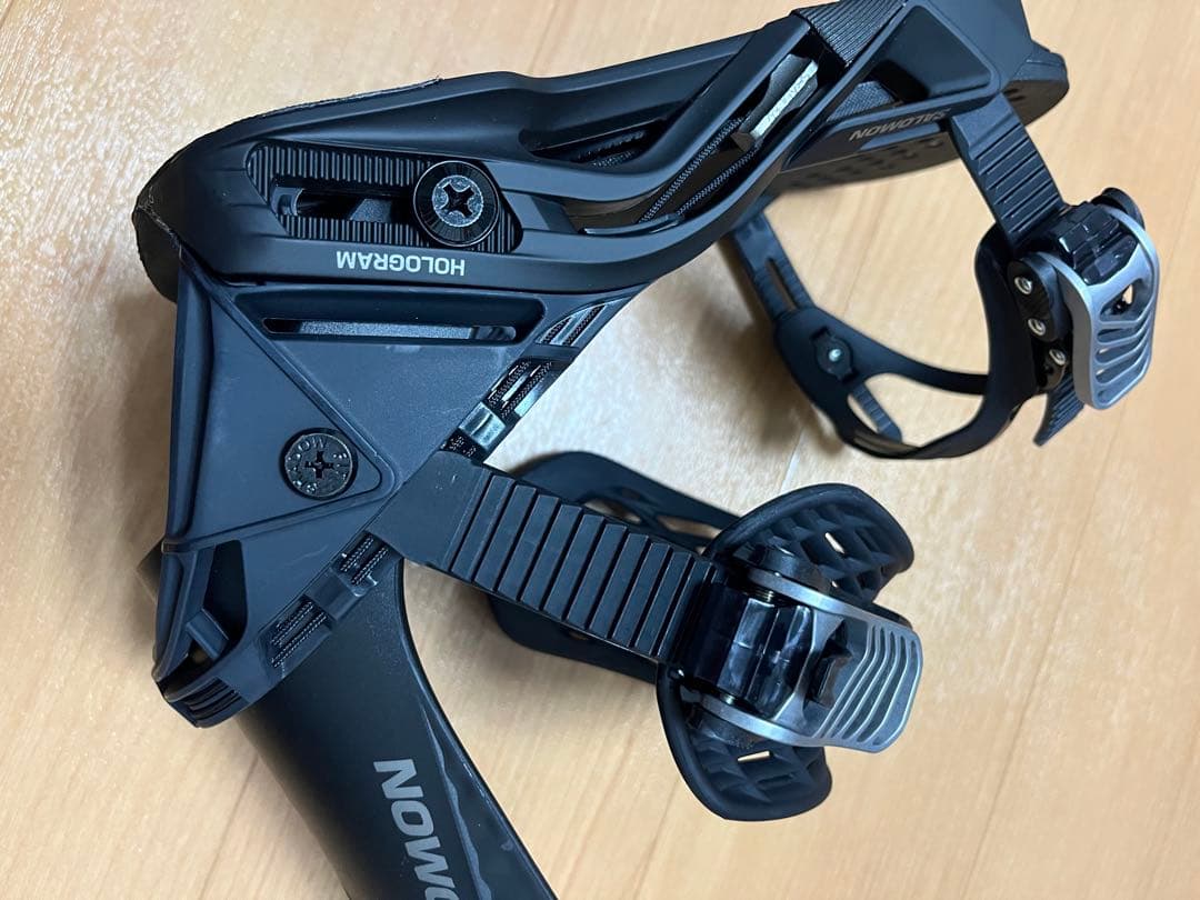 Salomon Hologram ブラック ビンディング M 美品