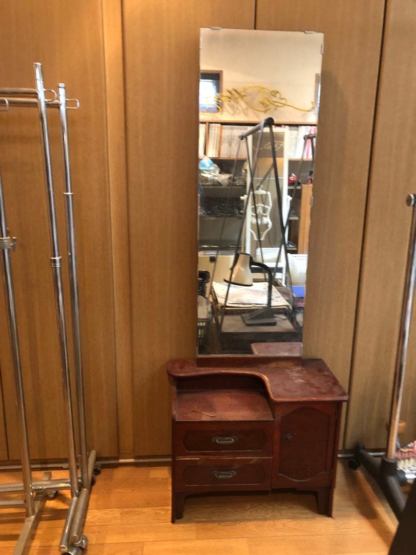 ドレッサー　鏡台　送料8,600円込み　高さ160㎝×幅60㎝×奥行31㎝