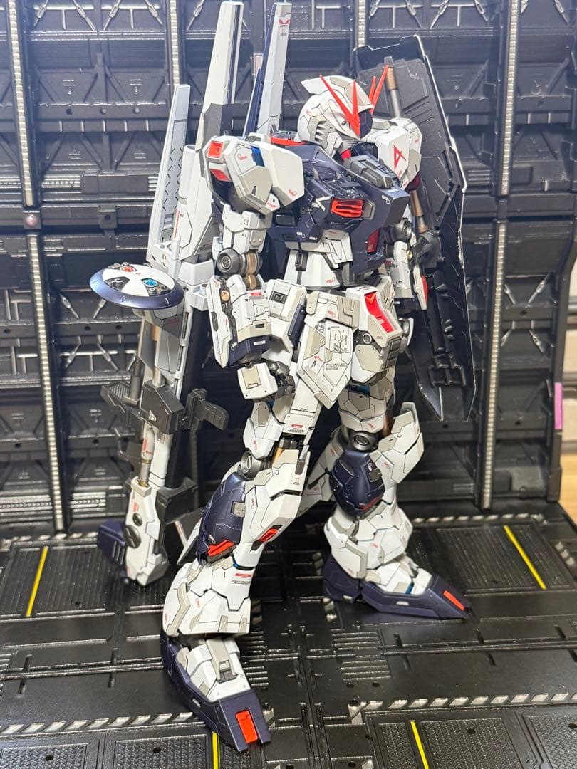 ジュン様へMG νガンダム　HWS 完成品