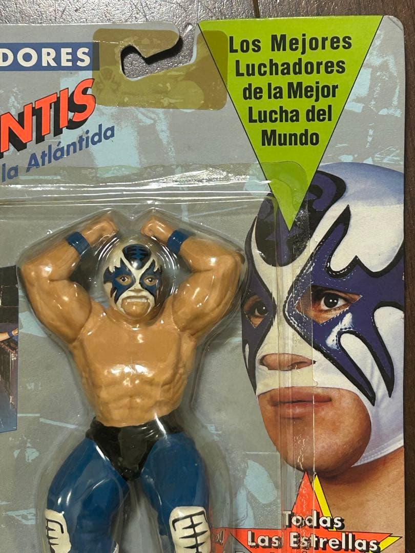 CMLLルチャドールアトランティスフィギュア