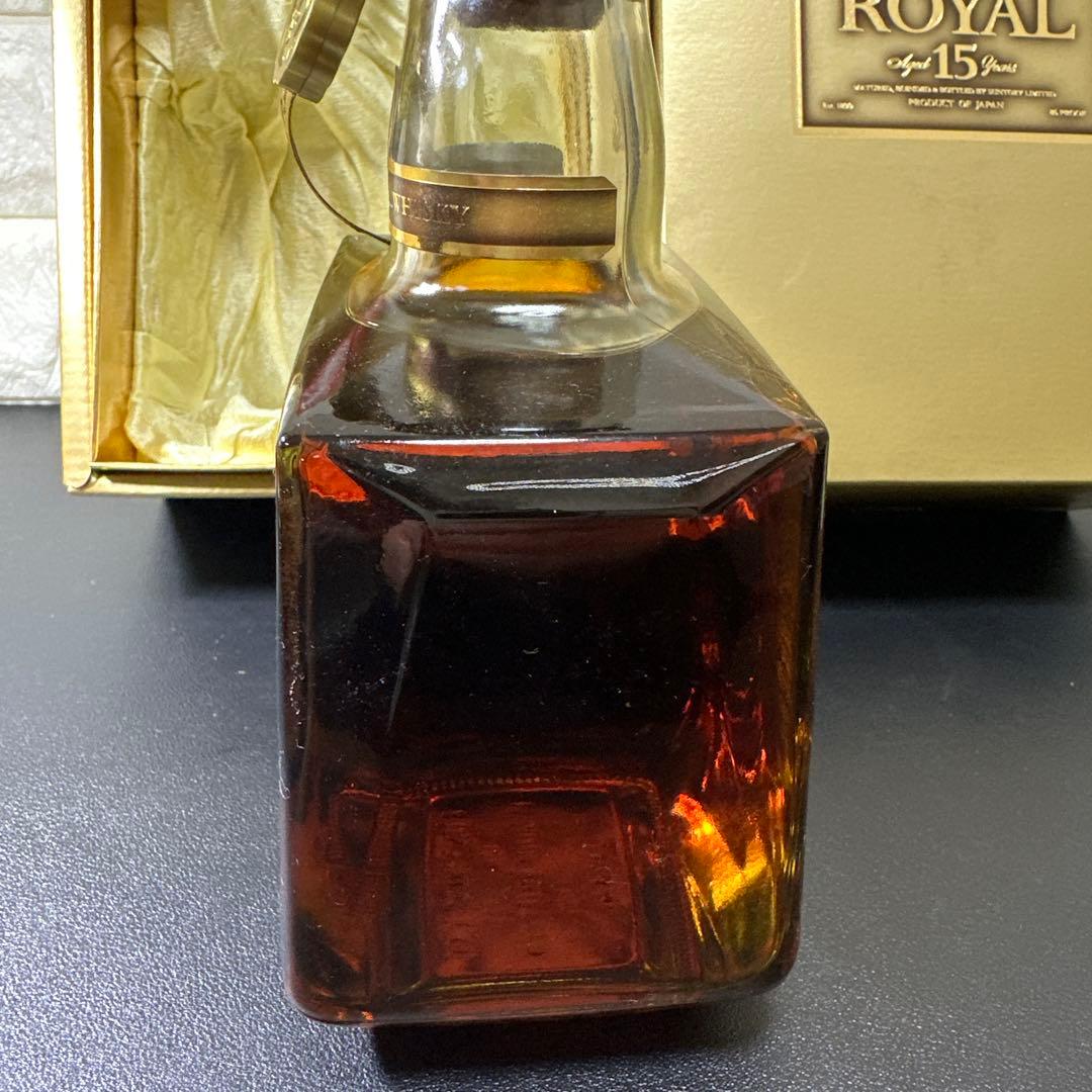 SUNTORY  サントリーローヤル 15年 ゴールドラベル750ml