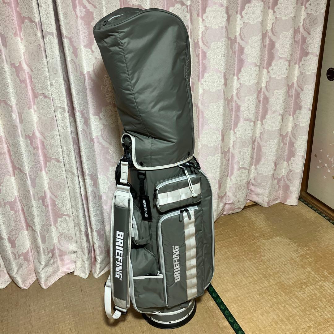 【美品】ブリーフィング キャディバッグ CR-6 #3 2025年　L.GRAY