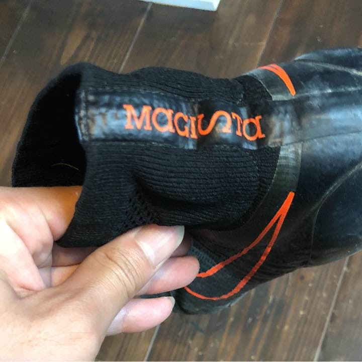 NIKEマジェスタハイカット海外限定10足