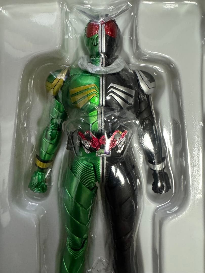 S.H.Figuarts真骨彫 仮面ライダーW サイクロンスカル