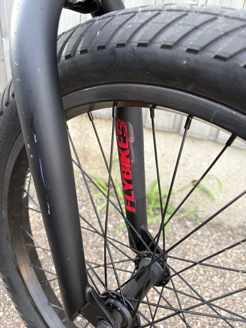 自転車本体 BMX flybikes