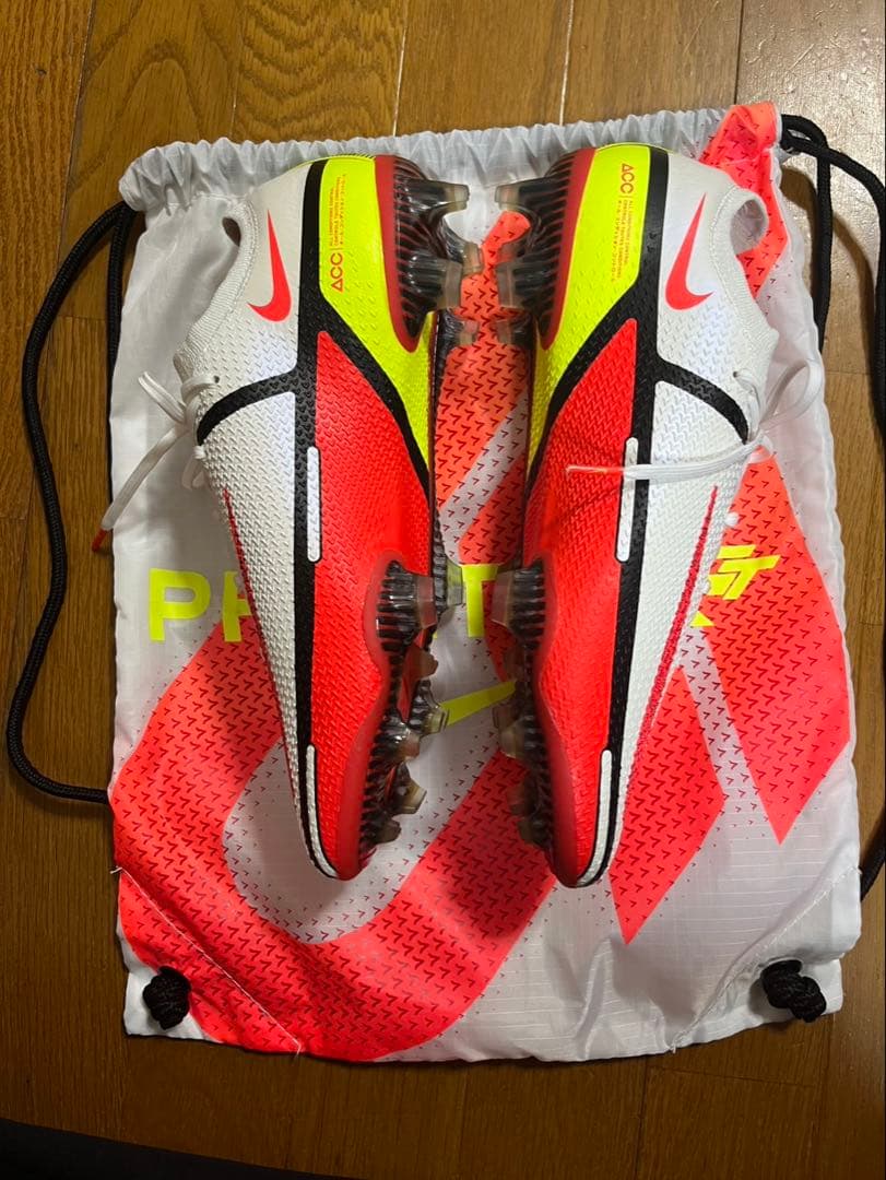 Nike Phantom GT スパイク ホワイト/レッド/イエロー【希少】