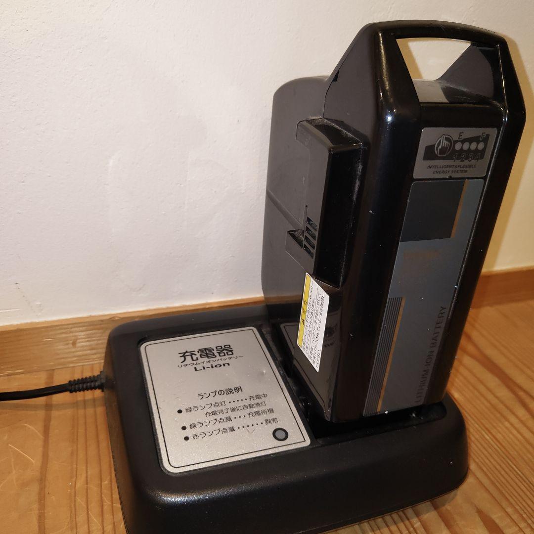 アクセサリー manami