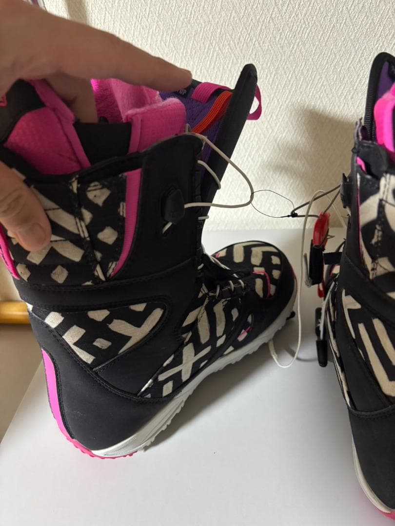 BURTON バートン エメラルド 25㎝