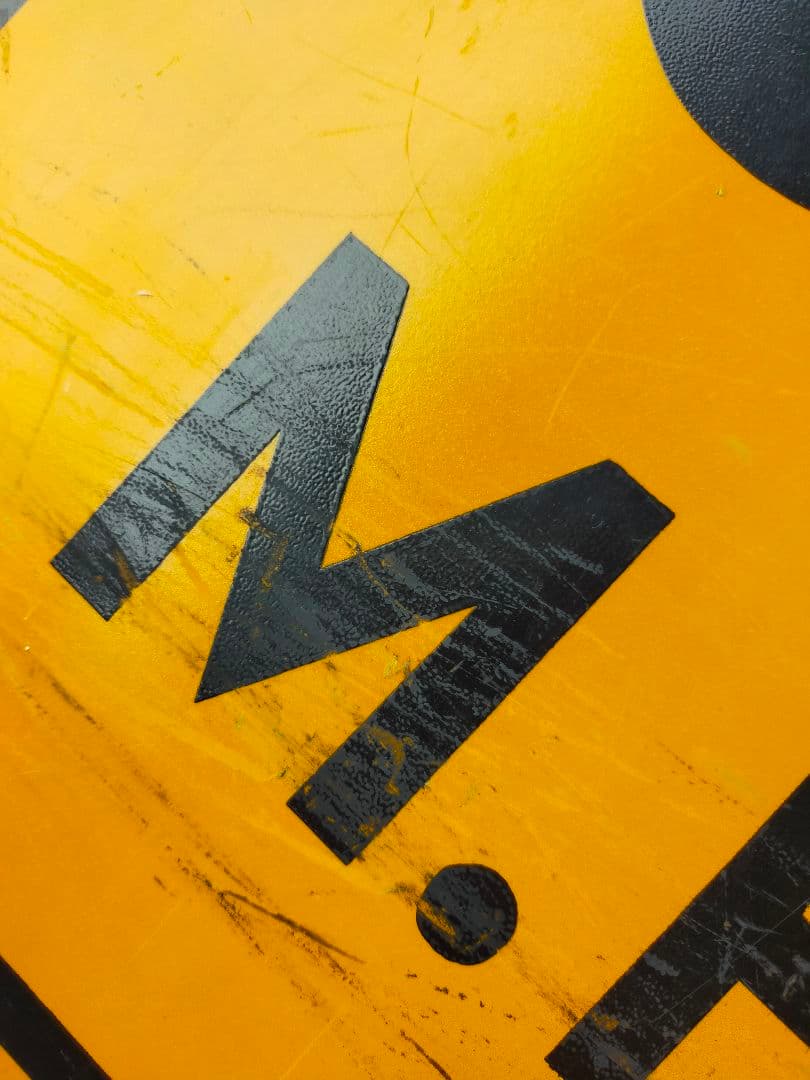 ヴィンテージ　ロードサイン　60M.P.H