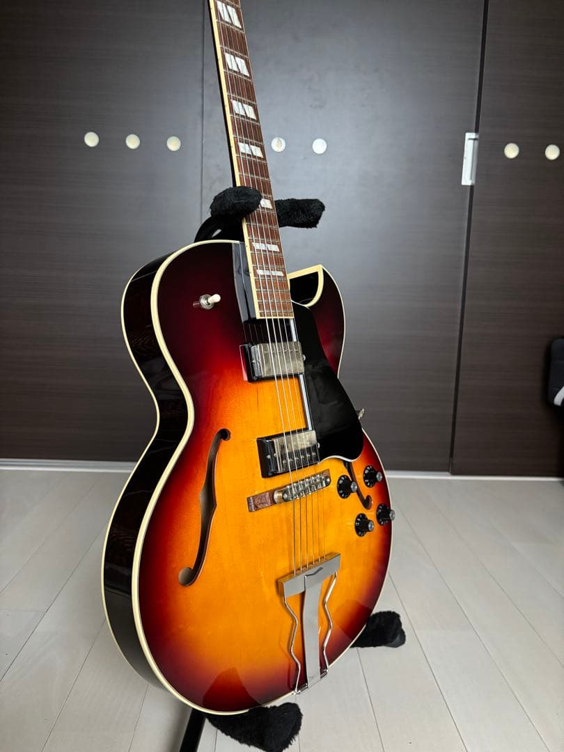 ギター Archtop Tribute AT205MD/LFD Sunburst