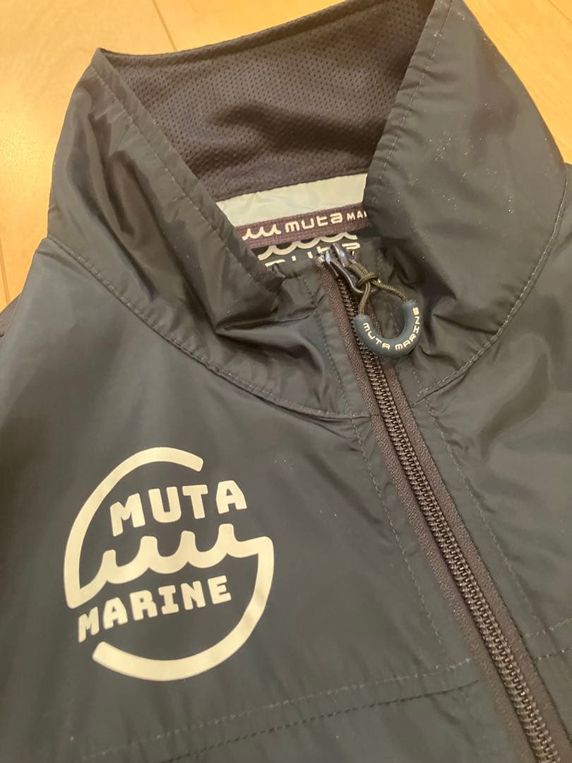 ムータマリン　空調服ベスト　サイズ5ネイビー×ホワイト