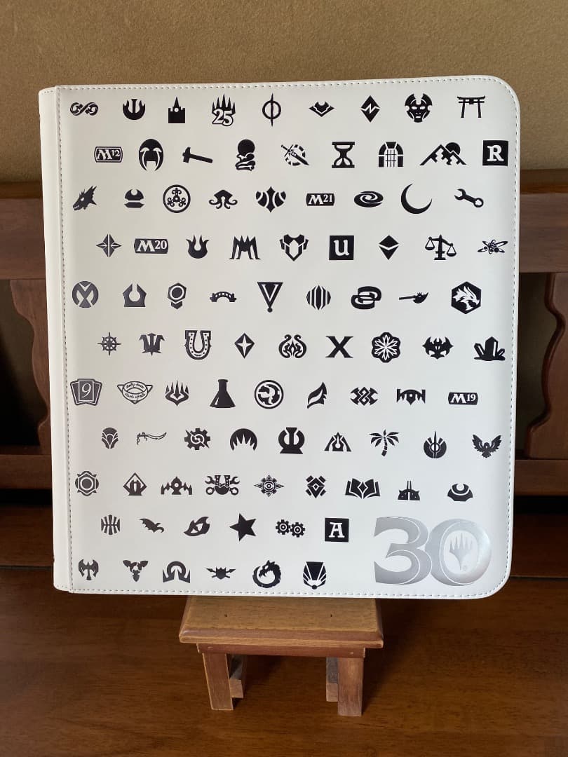 MTG：30th Anniversary　12ポケバインダー　Ultra•PRO