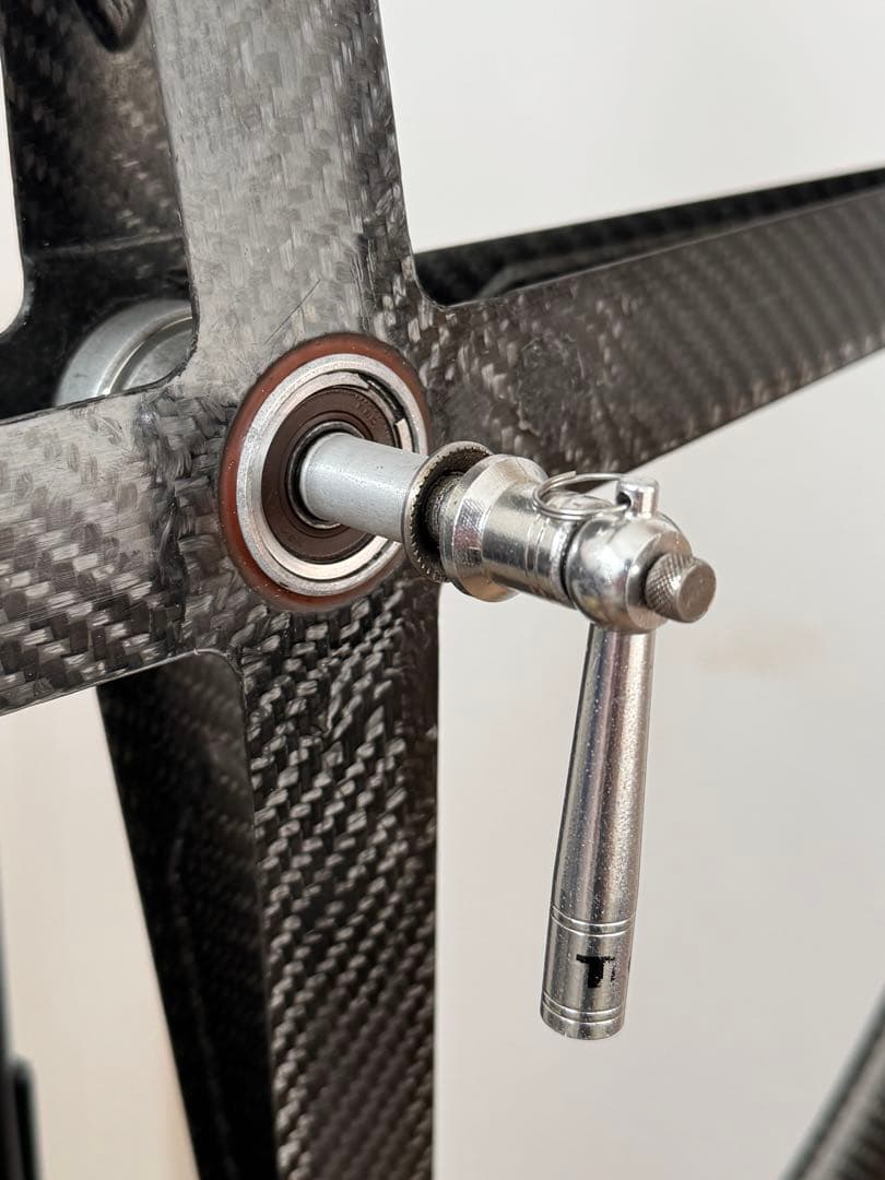 スピナジー rev-xフロントホイール700c ピストバイク バトンホイール